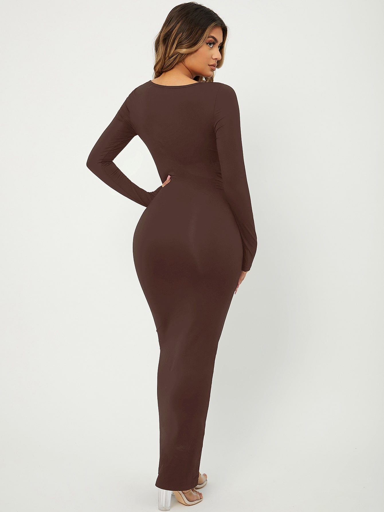 Figurbetontes Kleid mit U-Ausschnitt