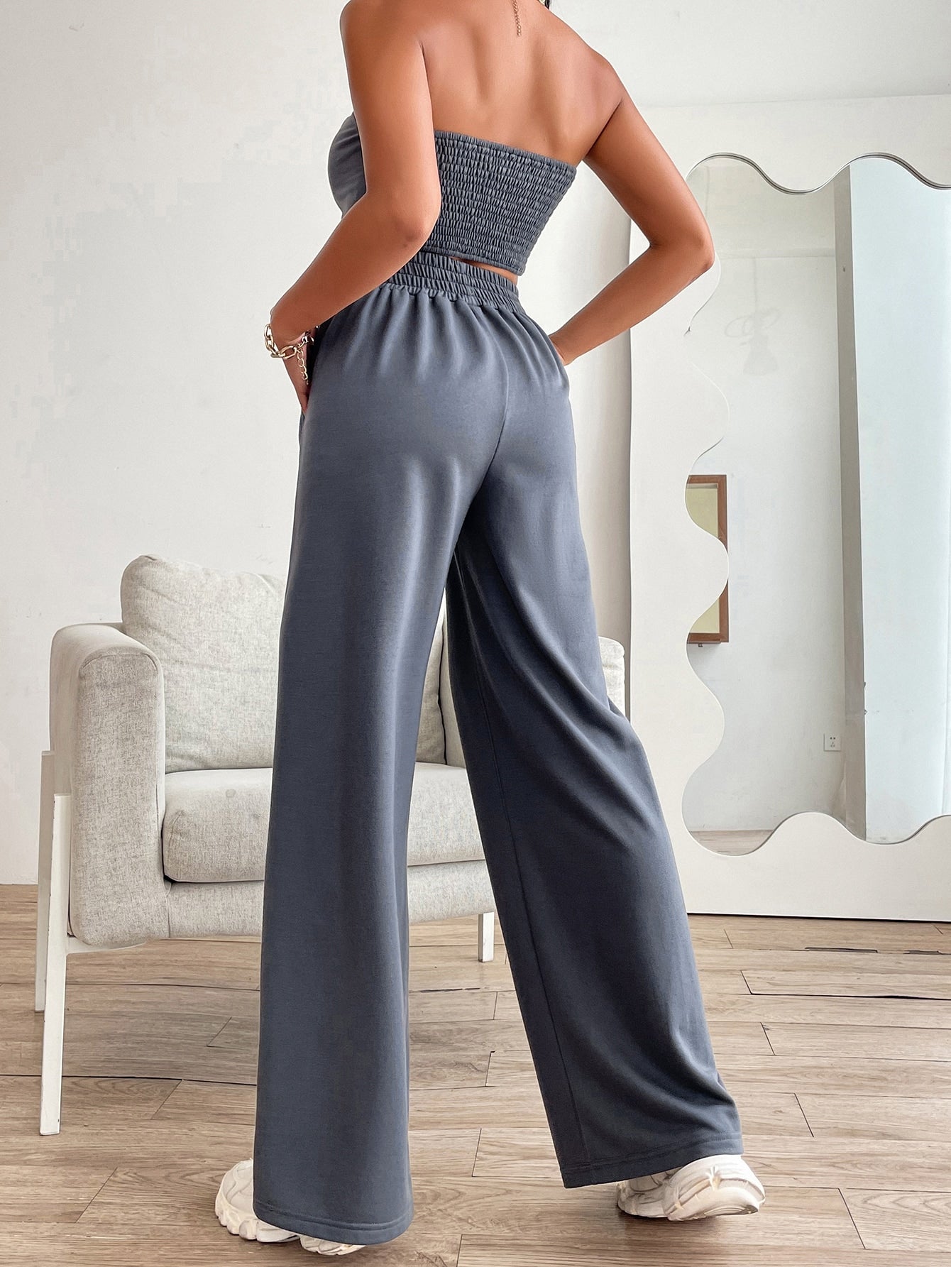 Crop Tube Top mit geraffter Rückseite, Bandana Saum & Hose