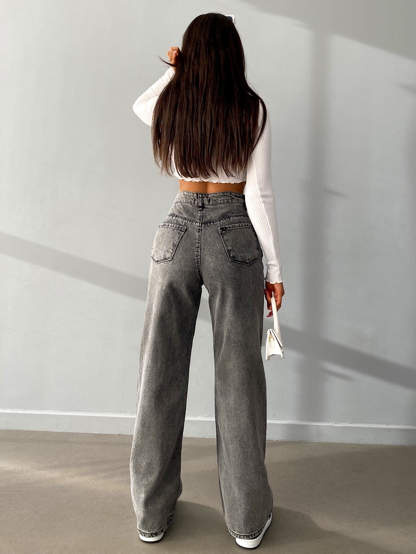 Jeans mit schrägen Taschen, Reißverschluss