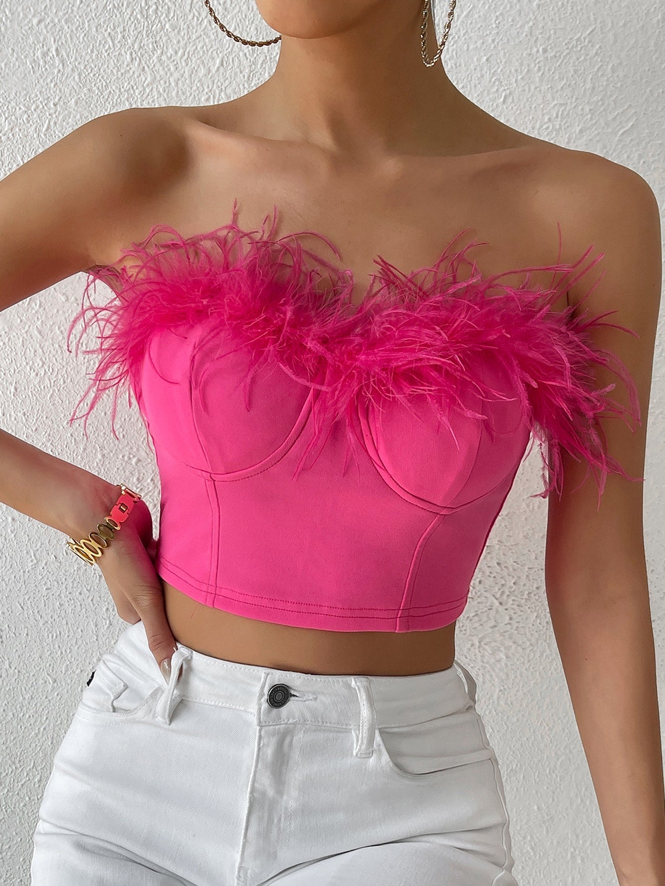Stück Crop Tube Top mit flaumig Besatz Vollbusiger