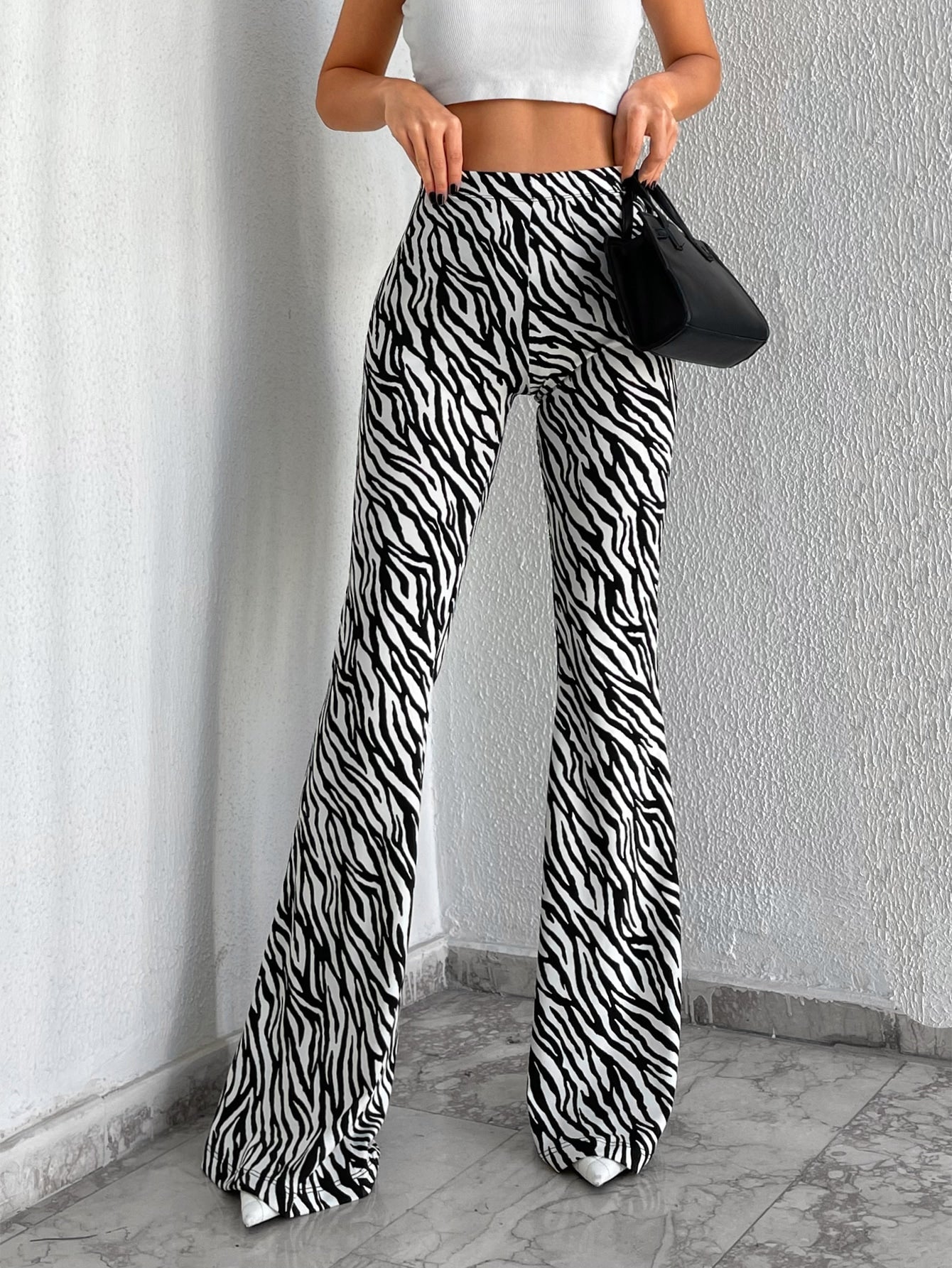 Schlaghose mit Zebra Streifen