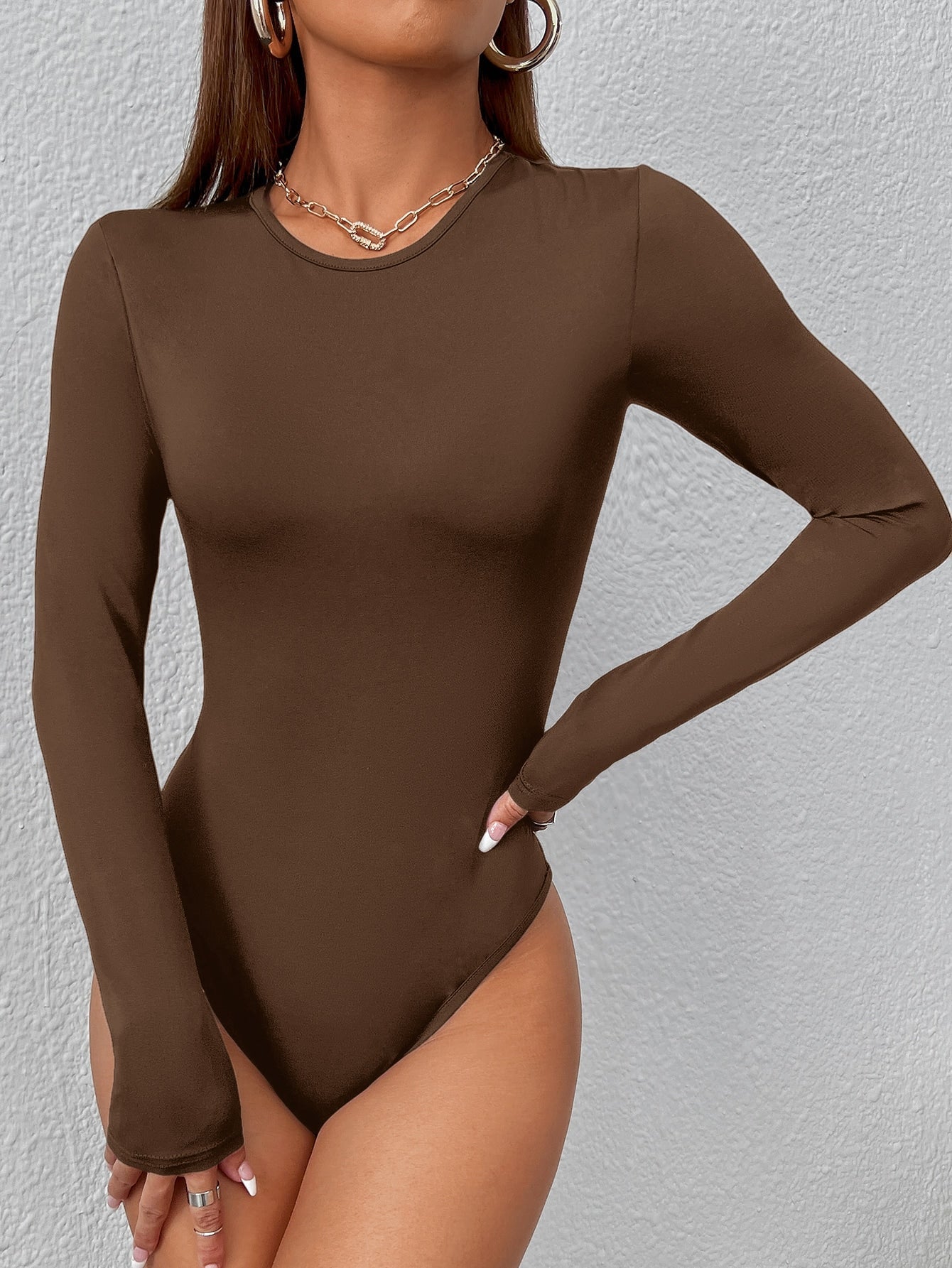 T-Shirt Body mit schmaler Passform, rundem Kragen,