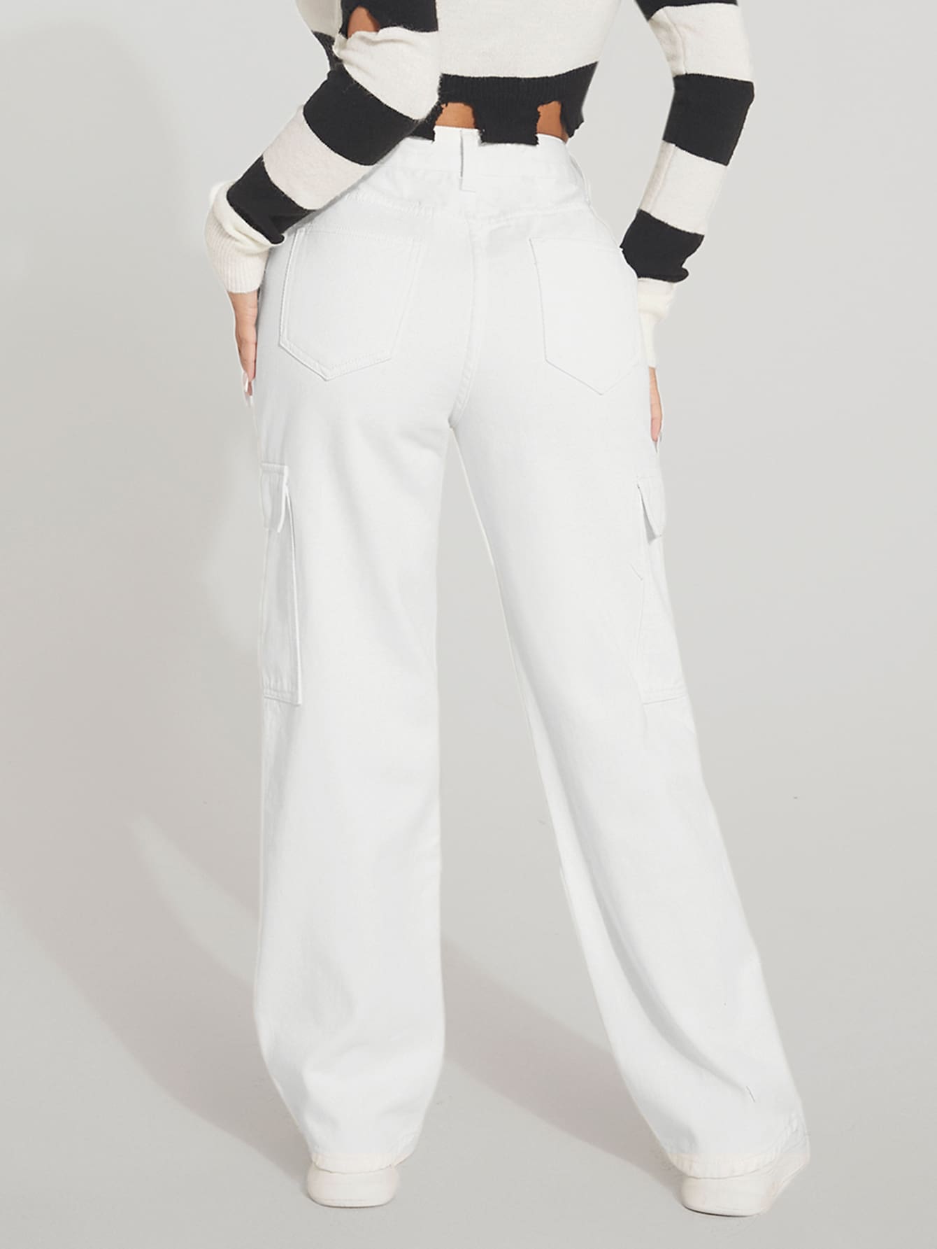 PETITE Cargo Jeans mit hoher Taille, Pattentasche