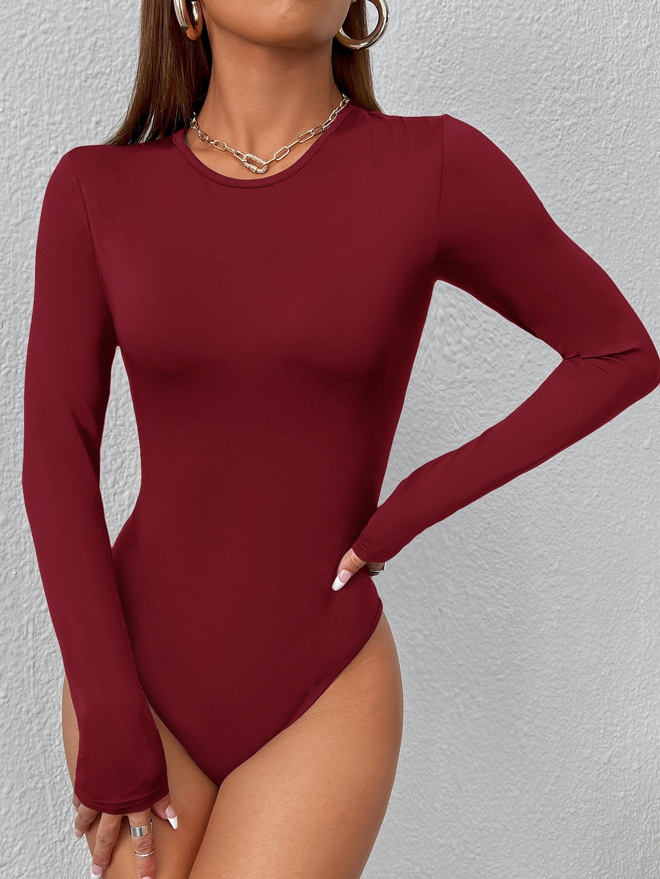 T-Shirt Body mit schmaler Passform, rundem Kragen,