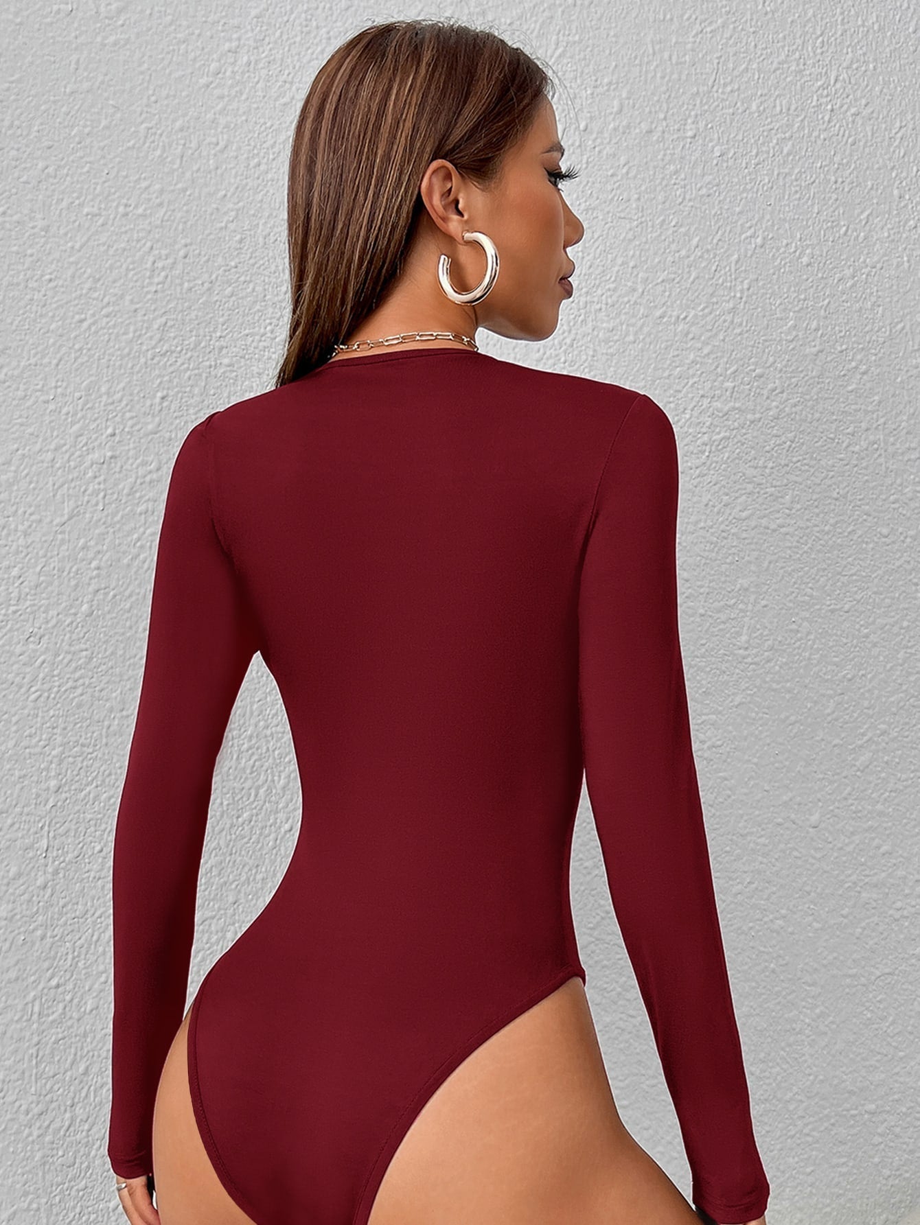 T-Shirt Body mit schmaler Passform, rundem Kragen,