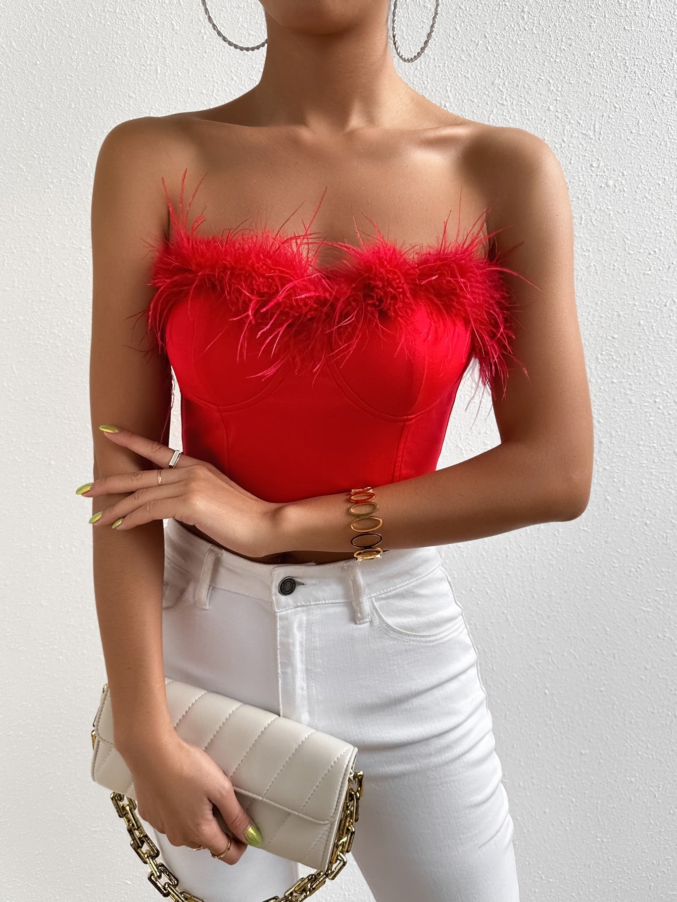 Stück Crop Tube Top mit flaumig Besatz Vollbusiger