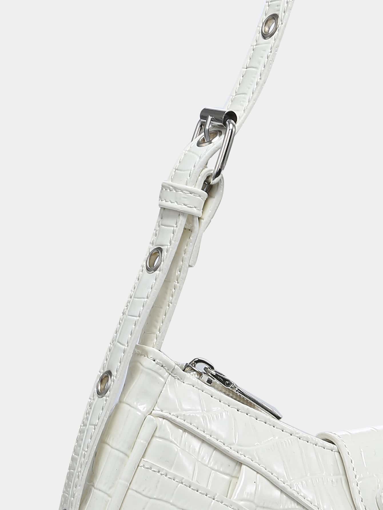 Geraffte Tasche mit Nieten Dekor