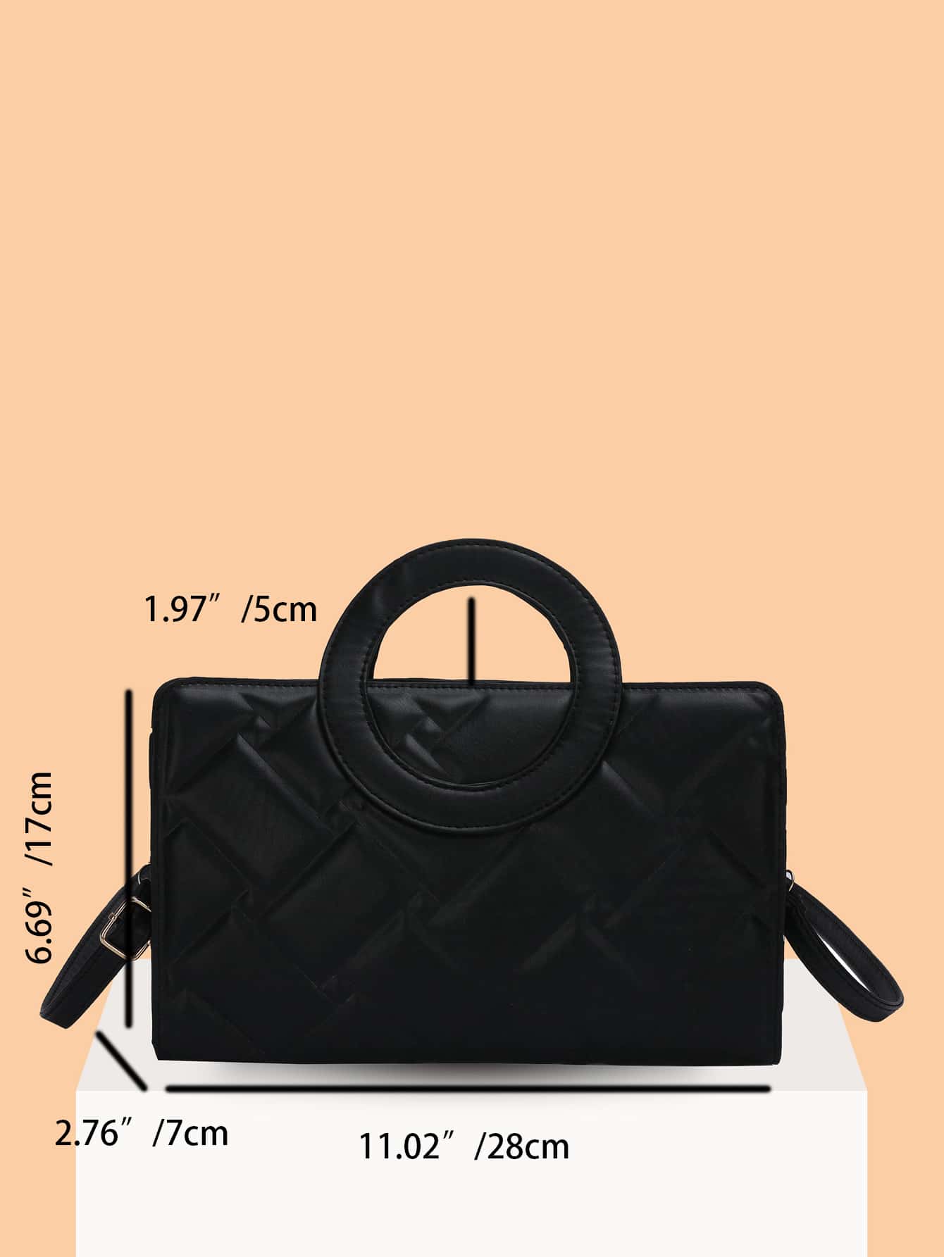Quadratische Tasche mit metallisch Krokodil Prägung, Ring oben