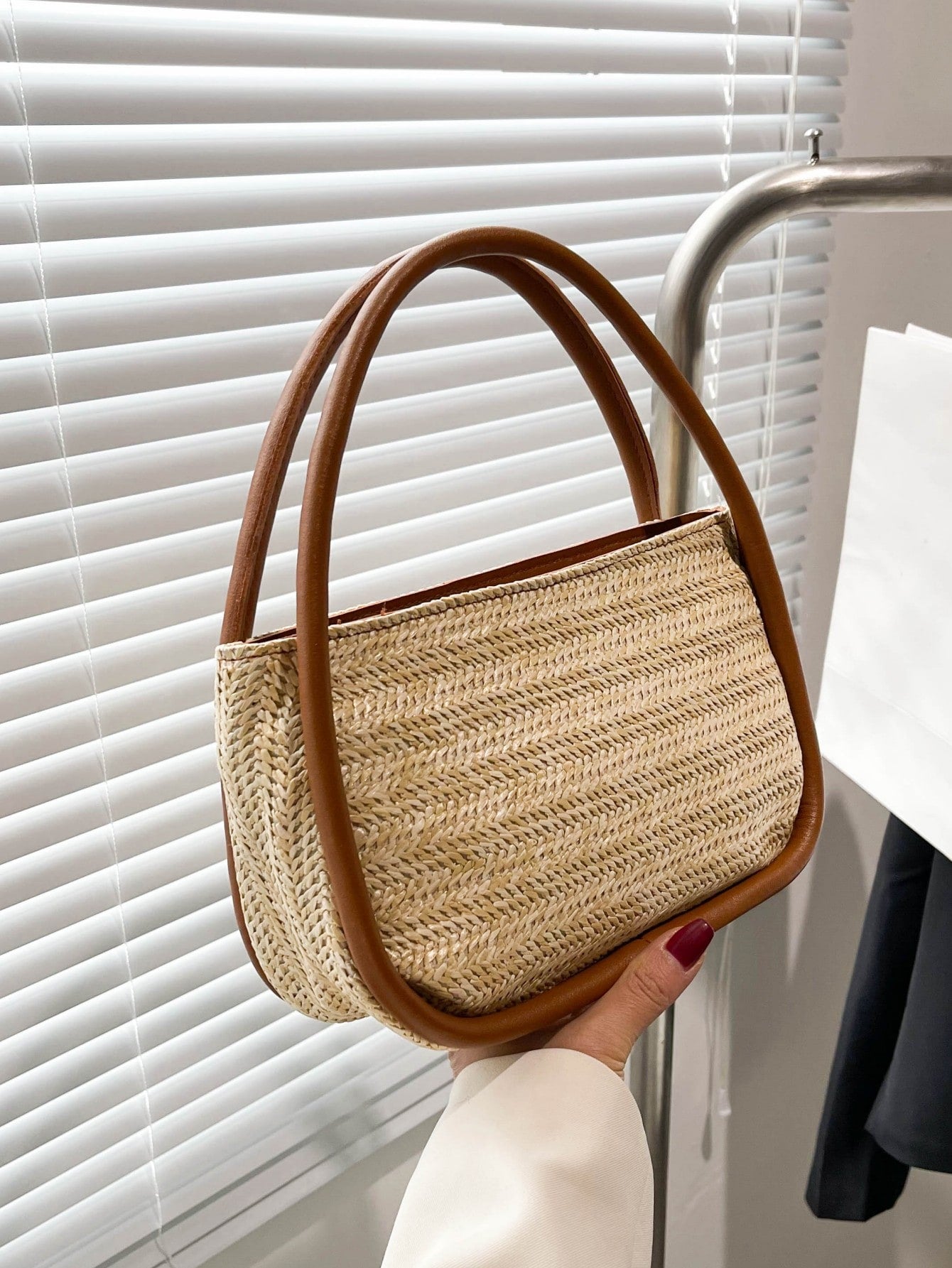 Strohtasche mit