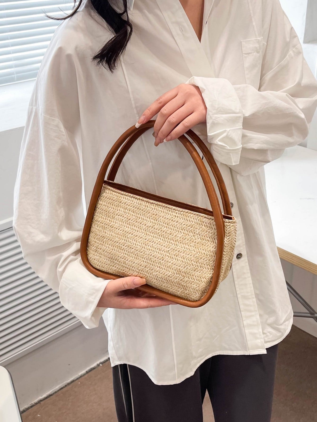 Strohtasche mit