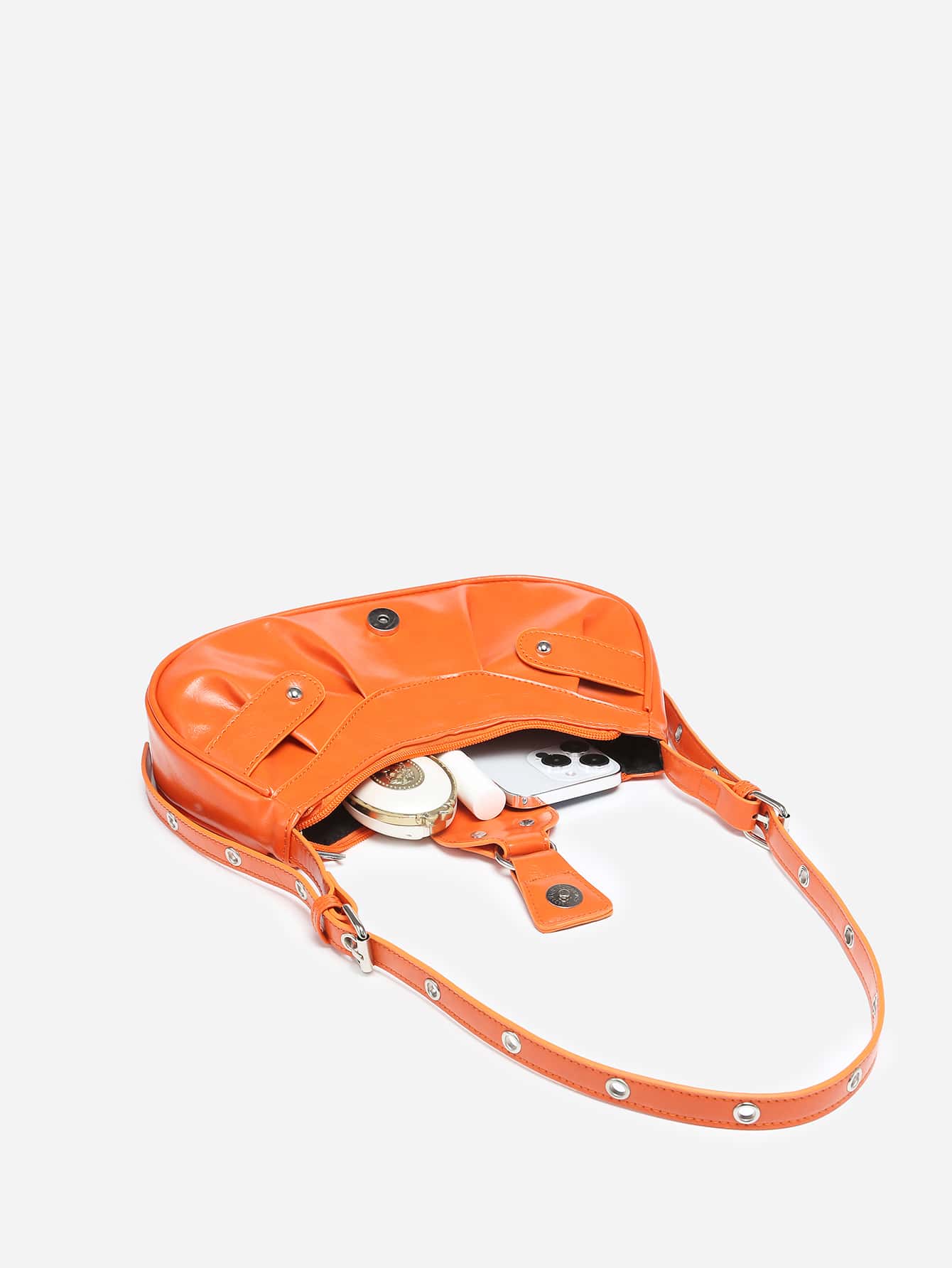 Geraffte Tasche mit Nieten Dekor