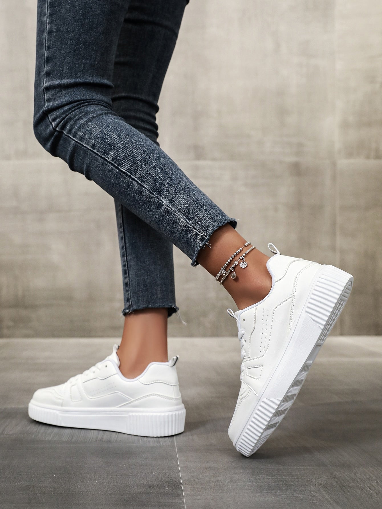 Frauen Skater Schuhe mit Buchstaben Grafik, Band vorne, lässig sportlich Outdoor