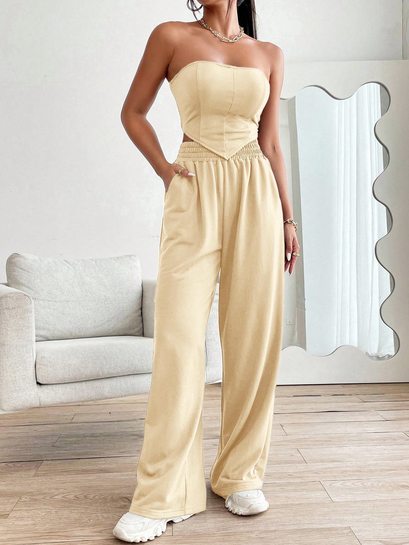 Crop Tube Top mit geraffter Rückseite, Bandana Saum & Hose