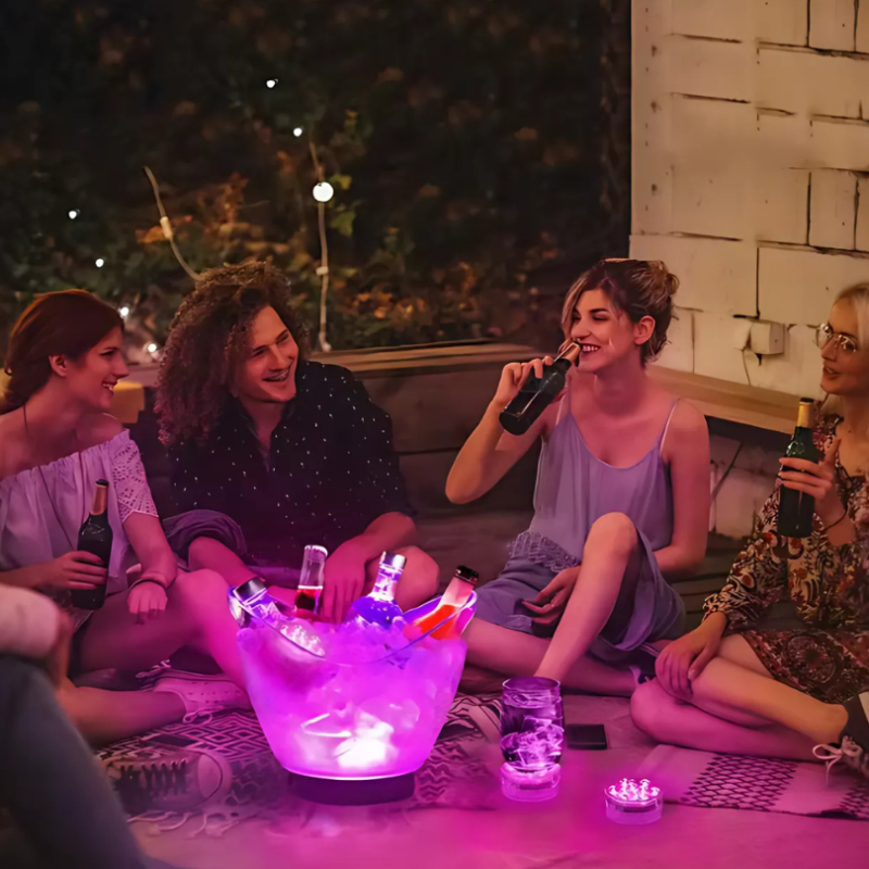 Aquanova™ | Ferngesteuerte LED-Lichter für magische Unterwasseratmosphäre (1+1 GRATIS)