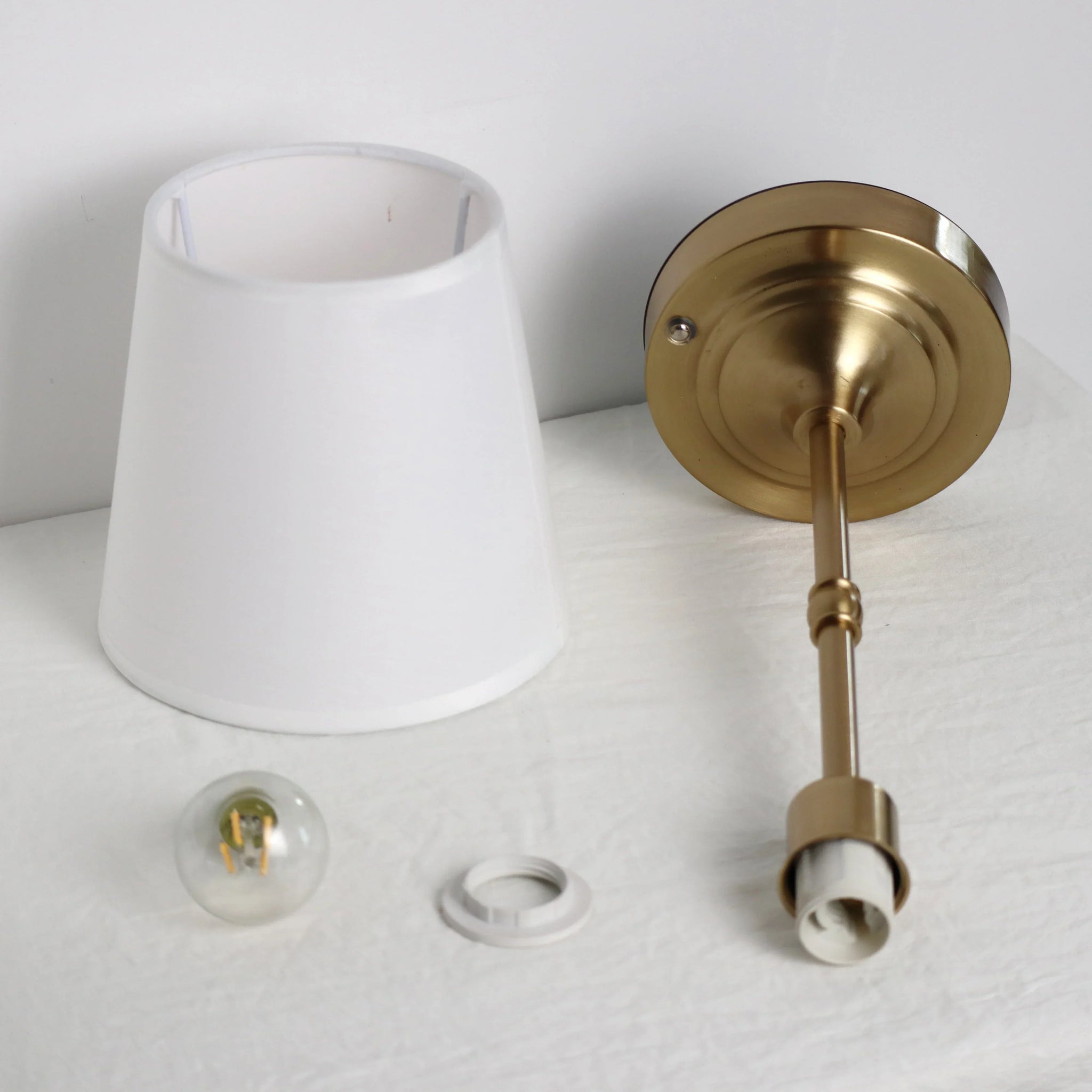 Noctella™ - USB aufladbare Tischlampe aus Stoff