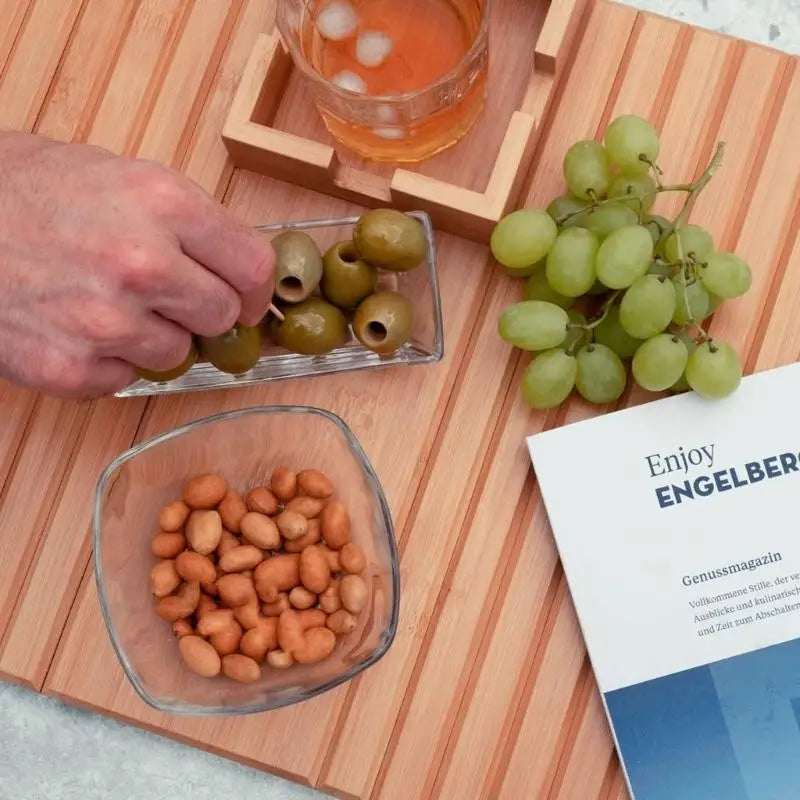 Bambora™ | Bambus-Armlehnen-Organizer mit Getränkehalter