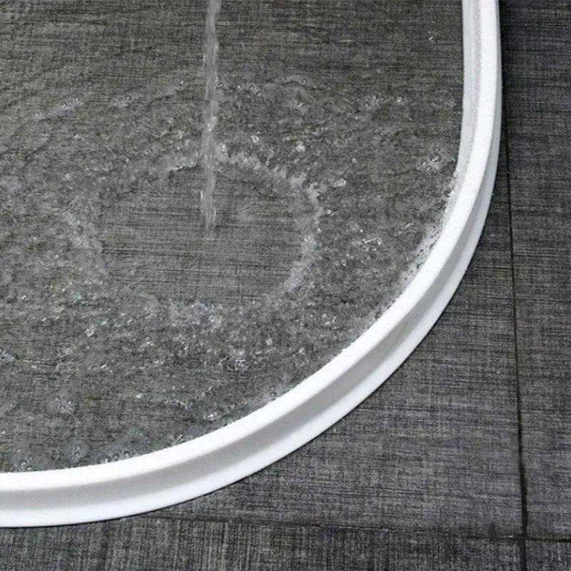 AquaSeal™ | Flexibler, werkzeugloser Wasserschutz für ein trockenes Badezimmer