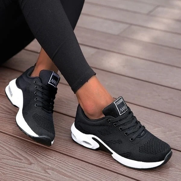 FlexiWalk™ – Leichte Gehschuhe mit Fußgewölbestütze