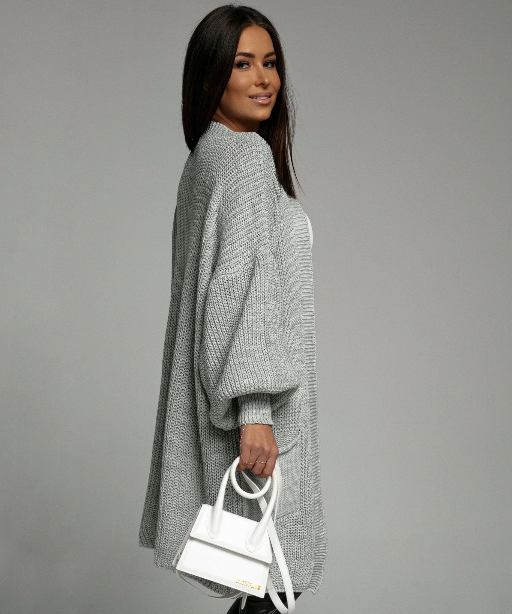 Cardigan Leilani Kurz Hellgrau