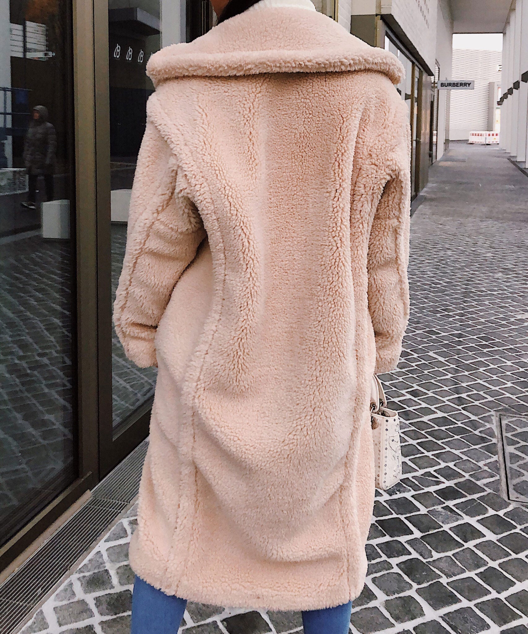 Beiger oversize Teddymantel