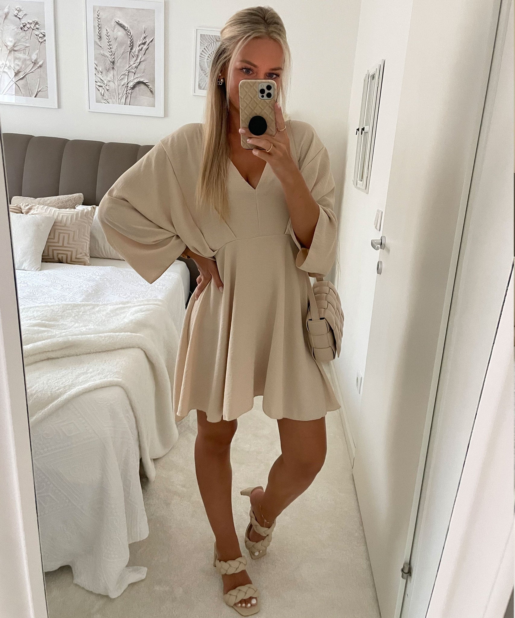 Kleid Cecil Beige