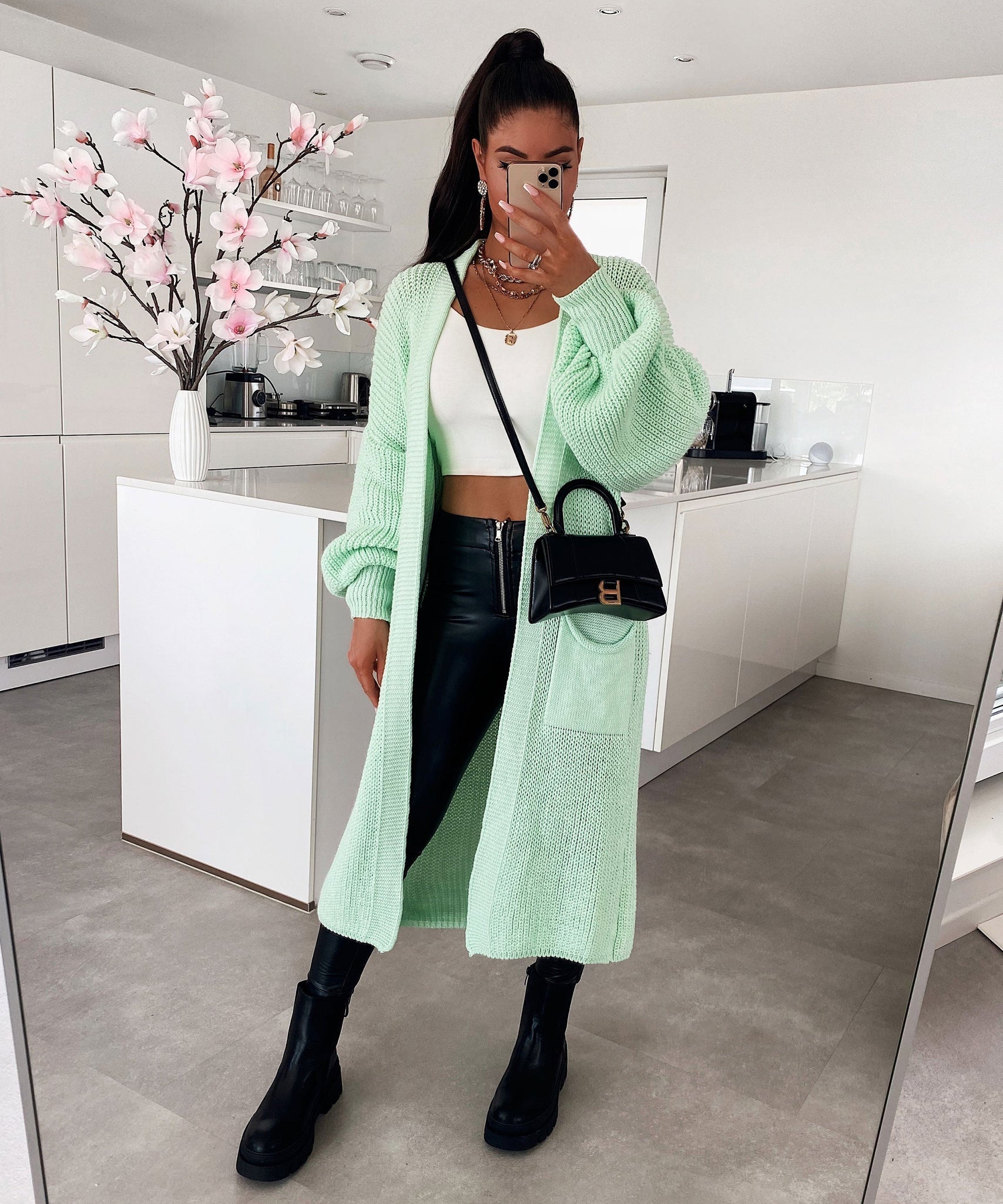 Cardigan Leilani Lang Hellgrün