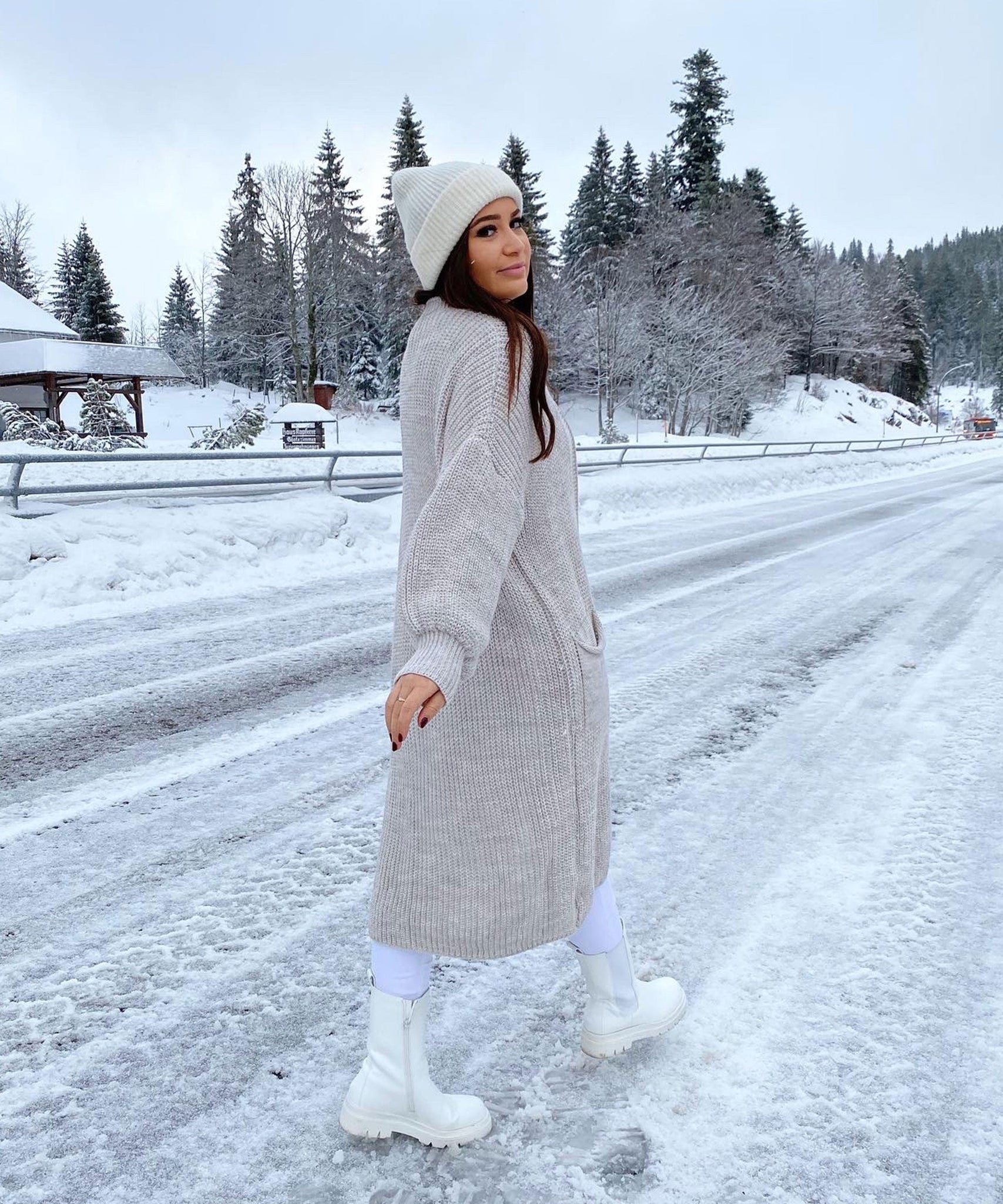 Cardigan Leilani lang Beige