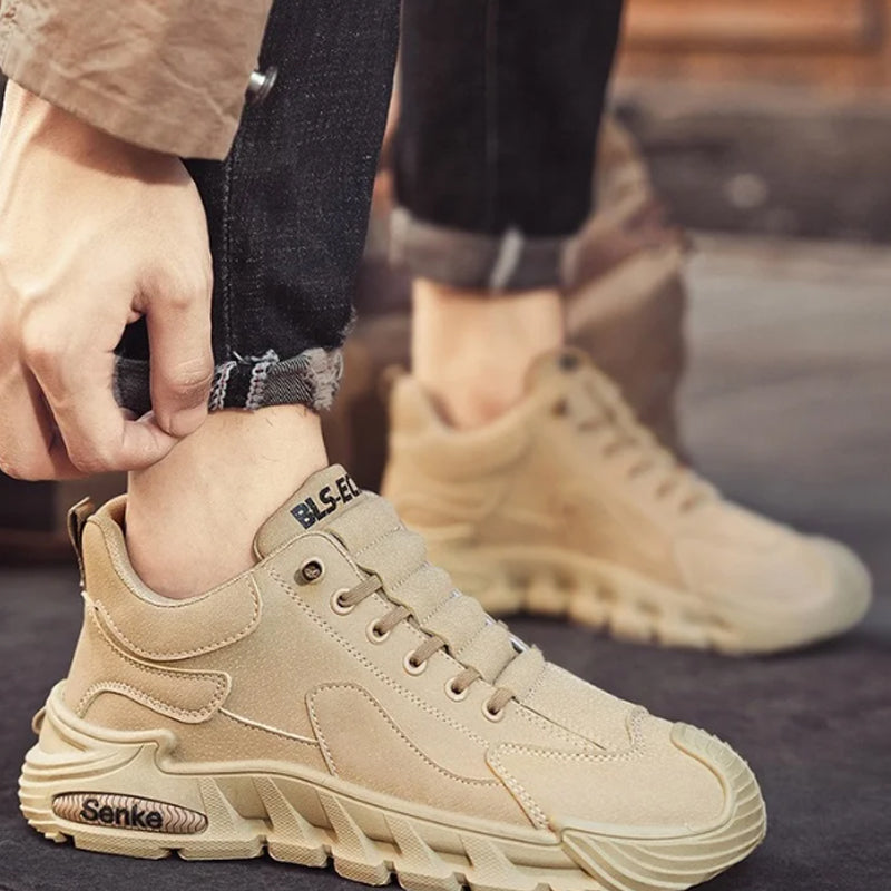 SturdiStep™ | Atmungsaktive Sicherheitspantoffeln für komfortables Arbeiten