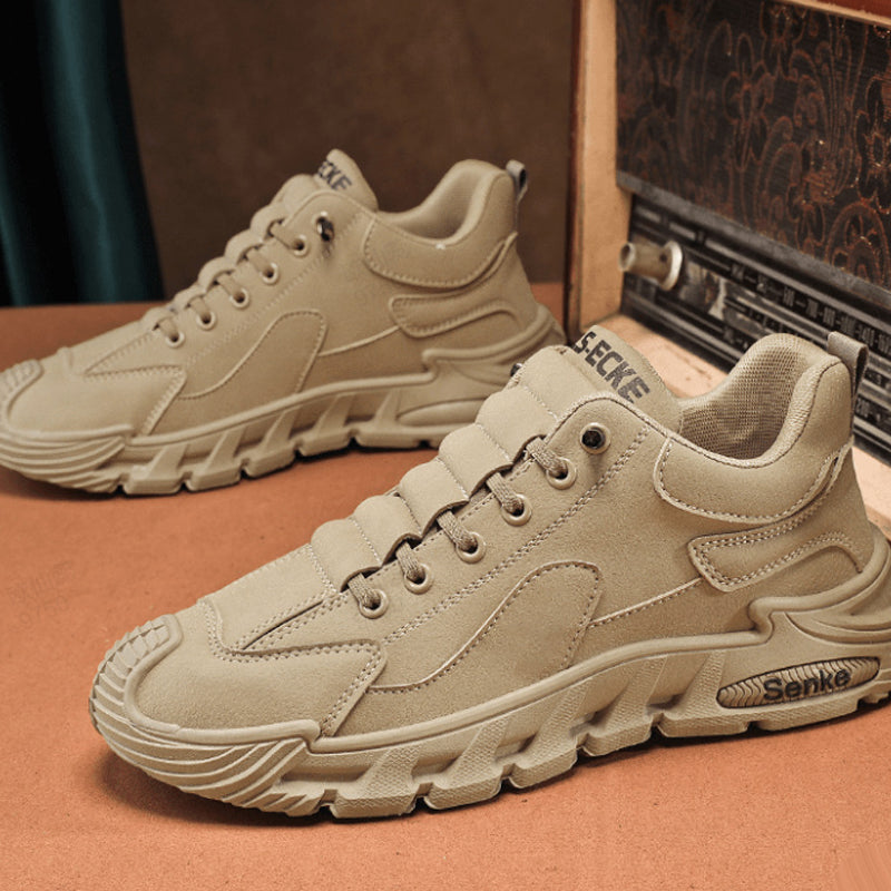 SturdiStep™ | Atmungsaktive Sicherheitspantoffeln für komfortables Arbeiten