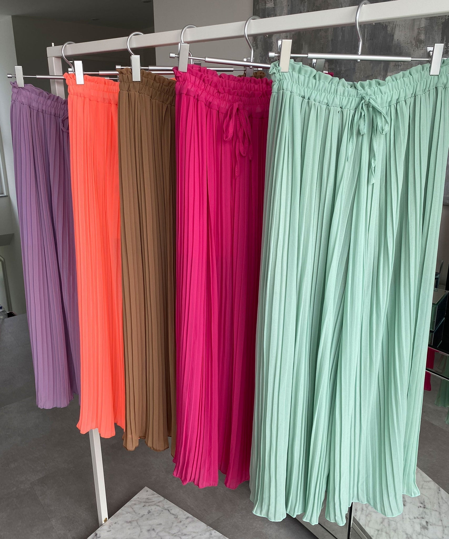 Plissee Hose Mira Neon Orange